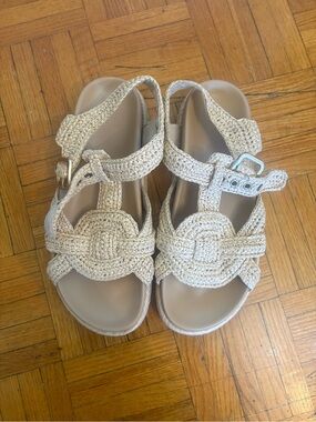H&M Beige/Tan Woven Platform Sandals
